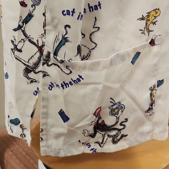 Cat In the Hat Dr. Seuss Scrub Top XL - Picture 3 of 7